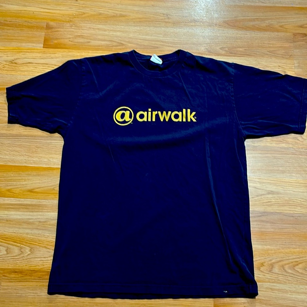 Lg Airwalk T